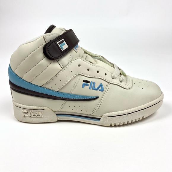 beige fila shoes